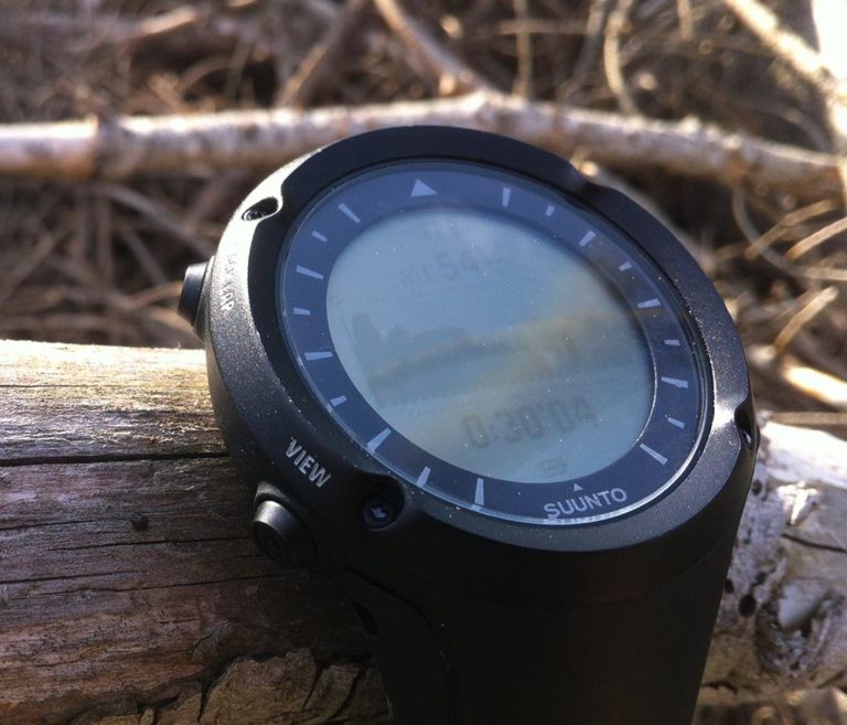 gps watch battery life comparison