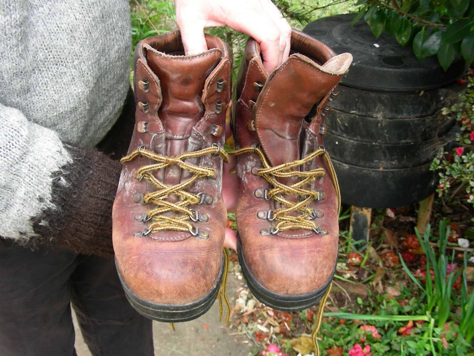 When to Replace Your Hiking Boots? | Average Lifespan of Hiking Boots