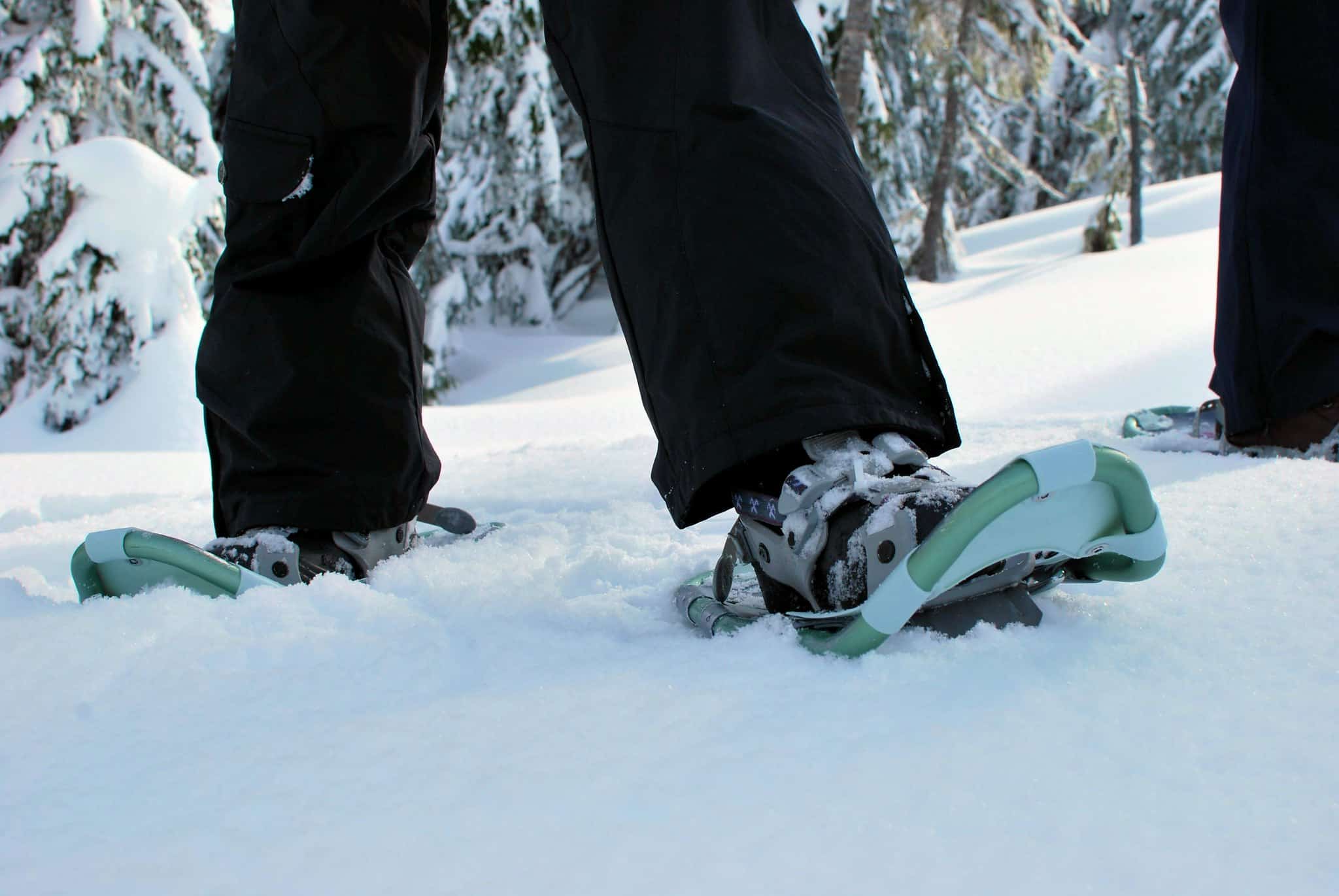 how-much-snow-do-you-need-to-snowshoe-winter-hiking