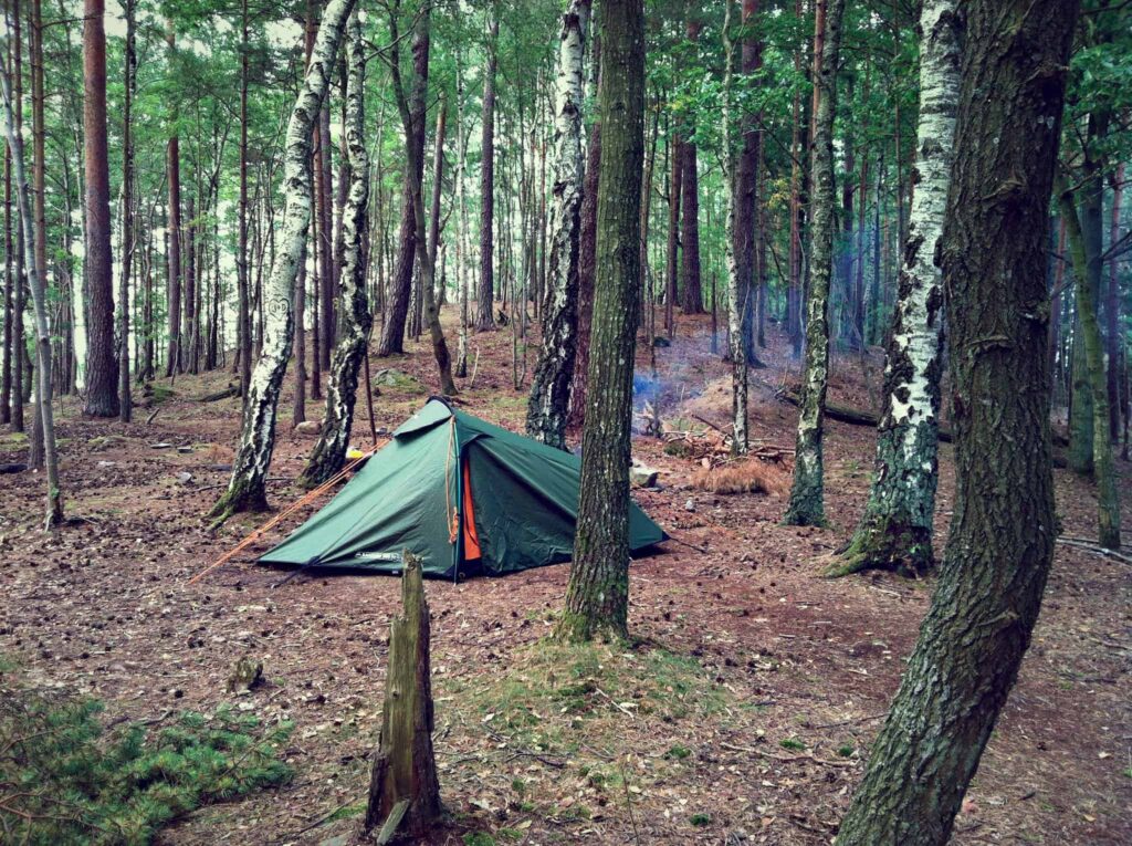 How to Get Campfire Smell Out of Your Tent